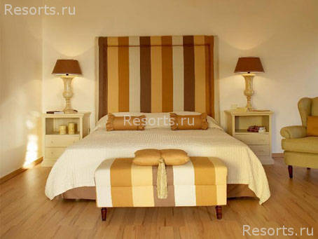Yria Hotel Resort 6